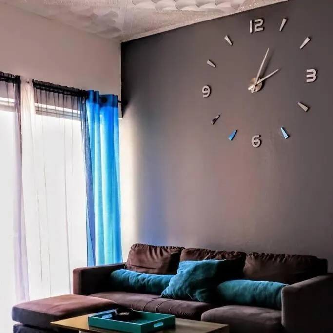 Crystoural Apartment Liguanea Sovereign Apt - 2 Bedrooms, 3 Beds, Host 4 Guest- Kingston! Jamaica